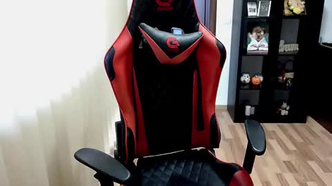 Snapshot of misstruble chatting on March 2026 11:50:02 AM MissTruble online show from March 2026 11:50:02 AM