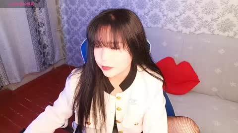 Val online show from October 2025 05:26:02 AM