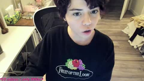 V Nessa online show from March 2026 05:25:01 AM