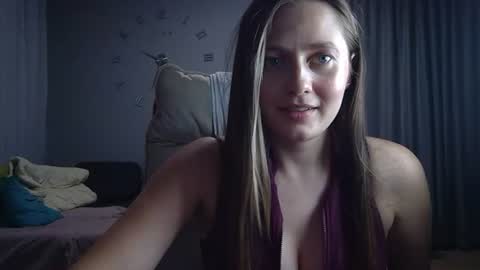 Snapshot of missvasyylisa22 chatting on August 2026 04:33:02 PM missvasyylisa22 online show from August 2026 04:33:02 PM