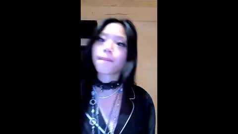Snapshot of missversatile chatting on May 2026 08:07:02 PM Miss Versatile online show from May 2026 08:07:02 PM