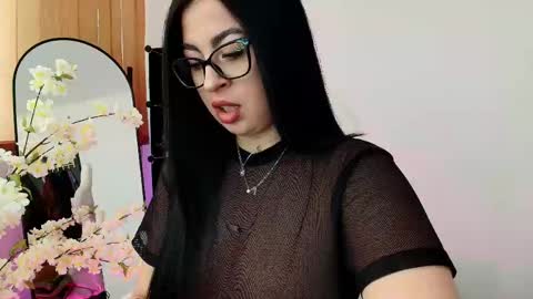 Veyra online show from May 2026 02:24:02 PM