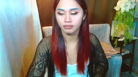 Snapshot of missviolet11 chatting on December 2024 03:22:02 PM SweetViolet online show from December 2024 03:22:02 PM