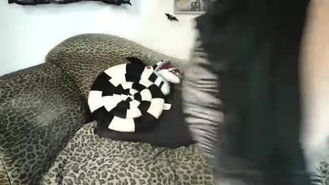 Missy Dee online show from October 2025 04:44:02 AM