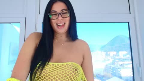 Snapshot of missyscarlet chatting on April 2026 05:03:02 AM missyscarlet online show from April 2026 05:03:02 AM