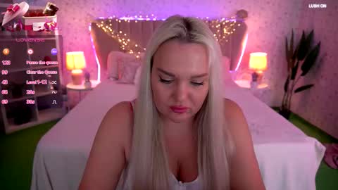 missyymarty online show from November 2025 03:02:01 PM