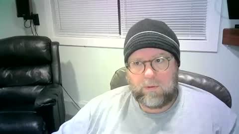 Mr. Happy online show from February 2025 02:56:02 AM