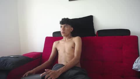 mister_jhonxxx online show from December 2024 01:44:01 PM