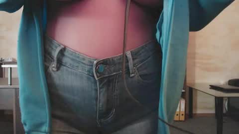 Brina online show from December 2024 11:03:02 AM