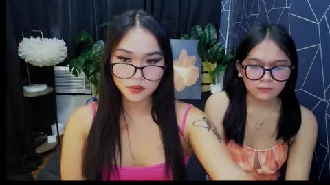Snapshot of mistress_dyna chatting on February 2026 01:33:01 AM mistress_dyna online show from February 2026 01:33:01 AM