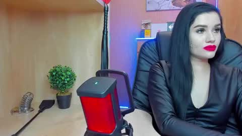 Mistress Kristi online show from January 2025 06:36:02 PM