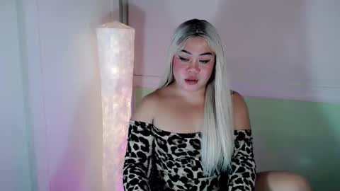 mistress_marta69 online show from December 2025 11:13:01 PM