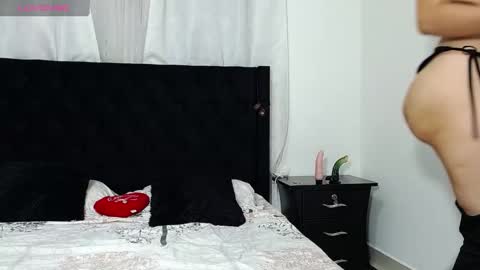 mistresskattia online show from February 2025 04:00:02 AM