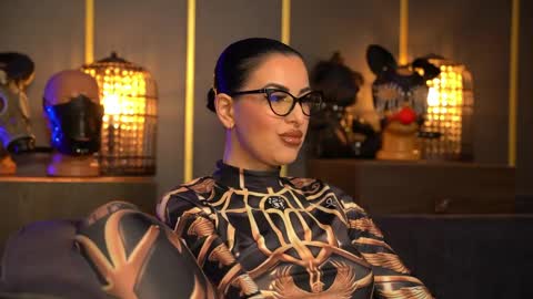 Snapshot of mistresskellykent chatting on May 2026 10:48:01 PM Mistress Kelly online show from May 2026 10:48:01 PM