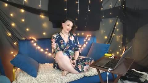 Mistress Quynn online show from December 2025 09:21:02 PM
