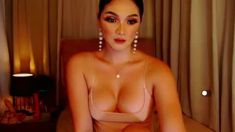 Leah online show from December 2024 05:07:02 AM