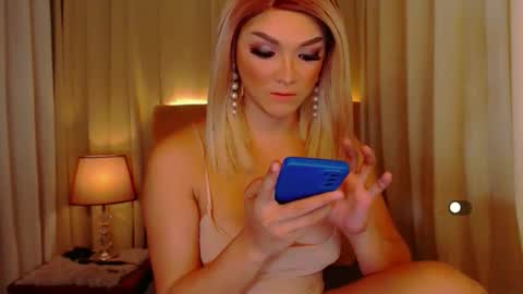 Leah online show from May 2026 01:28:01 PM