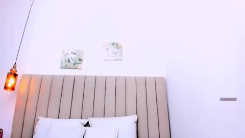 mistt_miaa online show from March 2026 06:18:02 PM