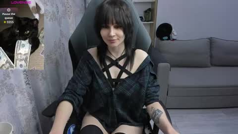 Snapshot of misty_dark chatting on May 2026 11:05:01 AM misty_dark online show from May 2026 11:05:01 AM