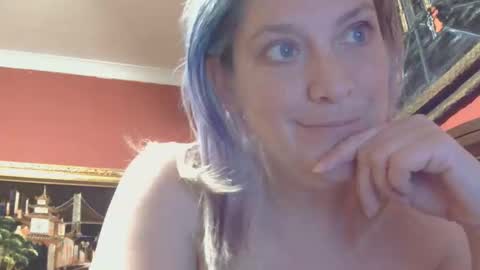 Snapshot of mistymountains96 chatting on February 2026 02:40:01 AM Misty Mountains online show from February 2026 02:40:01 AM