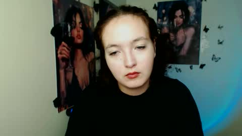 Snapshot of mistyrosee chatting on November 2025 07:14:02 AM Aria online show from November 2025 07:14:02 AM