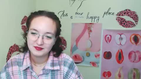 Snapshot of mistyrosee chatting on November 2025 07:19:01 AM Aria online show from November 2025 07:19:01 AM