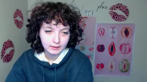 Snapshot of mistyrosee chatting on November 2025 01:33:02 PM Aria online show from November 2025 01:33:02 PM