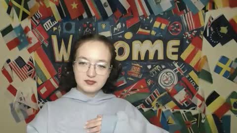 Snapshot of mistyrosee chatting on November 2025 07:20:02 AM Aria online show from November 2025 07:20:02 AM