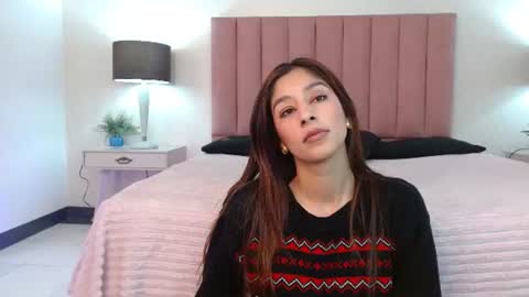 Snapshot of mistyy_01 chatting on June 2026 03:22:01 AM MISTY online show from June 2026 03:22:01 AM