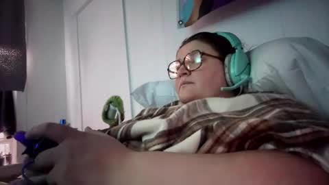 MichelleBunny7 online show from January 2026 06:45:01 PM