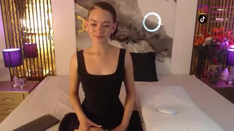 Mtica Brennet online show from March 2026 05:25:02 AM