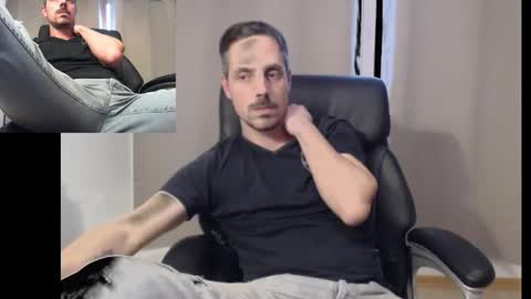 Snapshot of mitsch01 chatting on October 2025 01:31:02 PM Mitsch online show from October 2025 01:31:02 PM