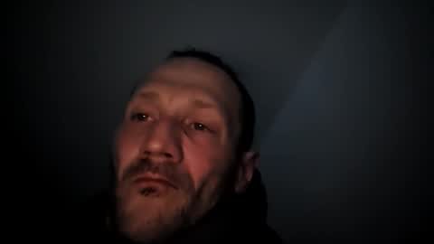 Snapshot of mitzio11 chatting on April 2026 04:07:01 AM Mitzio11 online show from April 2026 04:07:01 AM