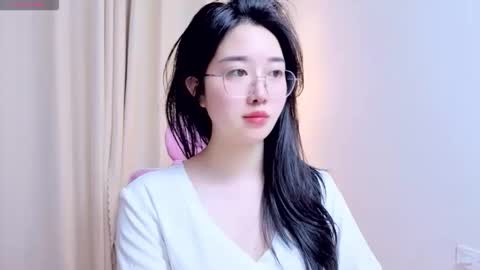 miu_999 online show from May 2026 07:03:02 AM