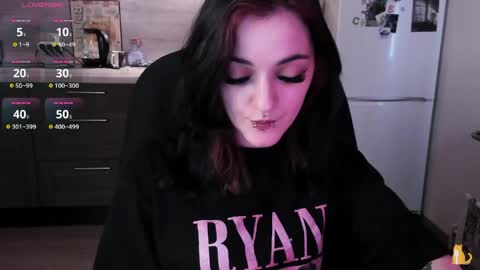 lina. online show from May 2026 07:37:02 AM