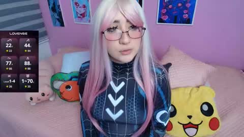 Snapshot of miwaviolet chatting on October 2025 12:00:02 AM Miwa Violet online show from October 2025 12:00:02 AM