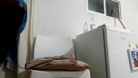 Snapshot of mix4u chatting on February 2026 12:00:02 AM mix4u online show from February 2026 12:00:02 AM