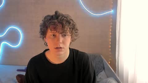 MeowMiku online show from February 2026 12:32:02 PM