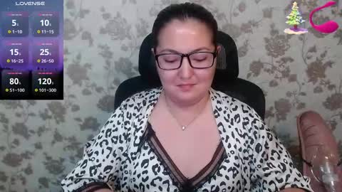 Snapshot of miya_sexasian chatting on December 2024 11:56:02 PM Miya asian online show from December 2024 11:56:02 PM