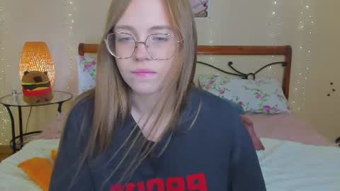 Snapshot of miya_soft chatting on June 2026 02:53:01 AM Miya online show from June 2026 02:53:01 AM