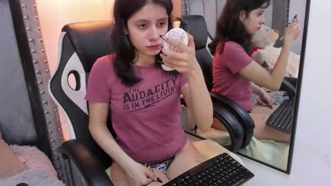 miyu_komori online show from February 2026 01:27:02 PM