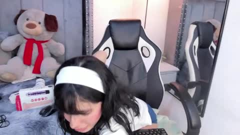 miyu_komori online show from March 2026 09:15:01 PM