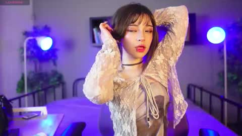 Snapshot of miyuki_wolf chatting on November 2025 09:30:02 PM miyuki_wolf online show from November 2025 09:30:02 PM