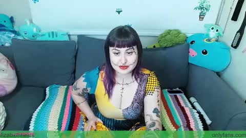Elizabxth Fields online show from October 2025 04:09:02 AM
