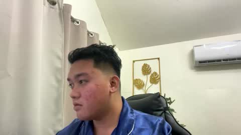 Michole Jay online show from December 2025 01:49:01 PM