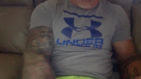Snapshot of mjg175 chatting on December 2024 05:46:01 PM SexyRed online show from December 2024 05:46:01 PM