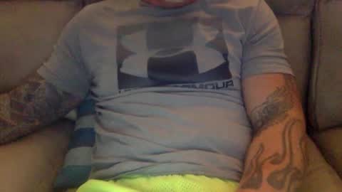 Snapshot of mjg175 chatting on December 2024 05:36:02 PM SexyRed online show from December 2024 05:36:02 PM