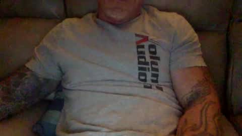 Snapshot of mjg175 chatting on December 2024 12:59:02 PM SexyRed online show from December 2024 12:59:02 PM