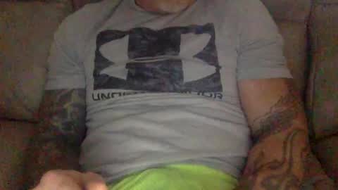Snapshot of mjg175 chatting on December 2024 06:05:01 PM SexyRed online show from December 2024 06:05:01 PM