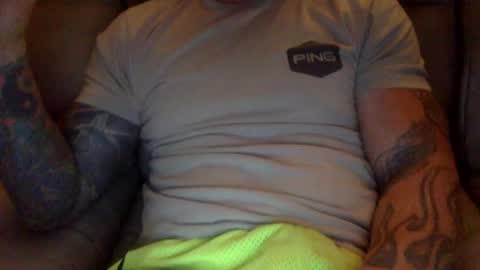 Snapshot of mjg175 chatting on December 2024 10:05:01 PM SexyRed online show from December 2024 10:05:01 PM
